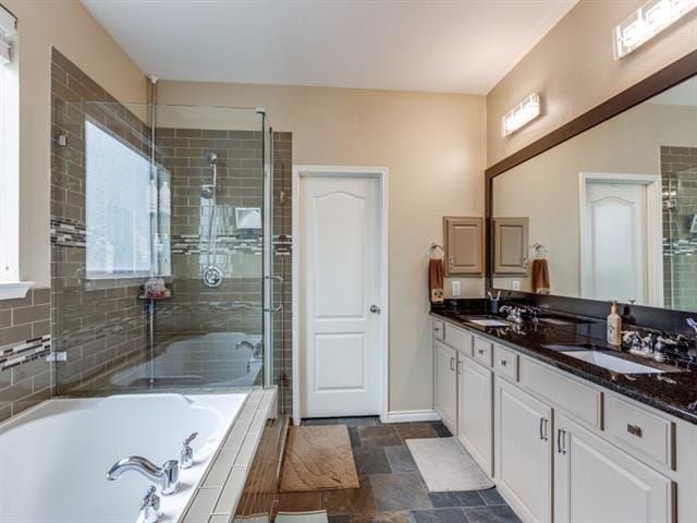 Building Photo - 8608 Davis Dr