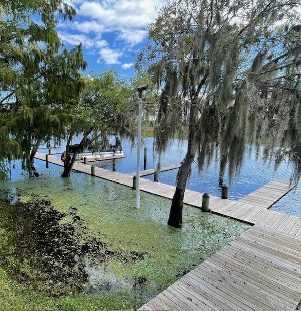 Building Photo - 226 River Village Dr