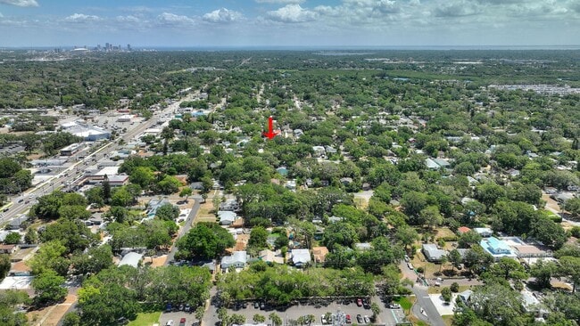 Building Photo - 5100/5102 24th Ave - Duplex