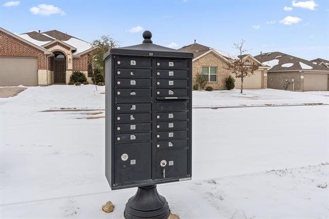 Building Photo - 312 Saguaro Dr