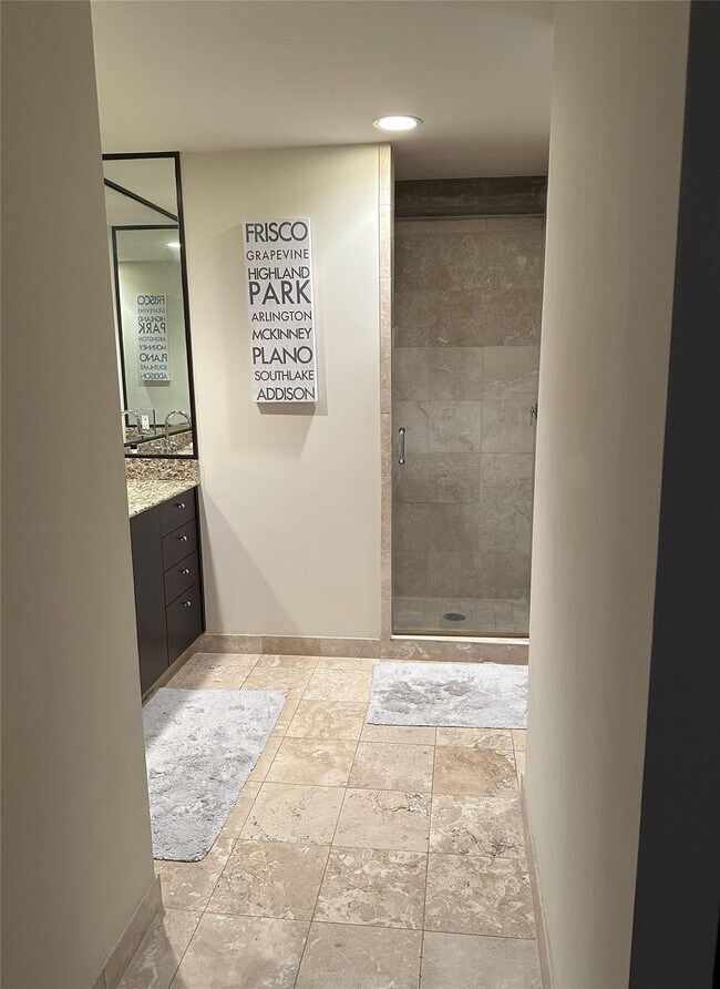 Building Photo - 1999 McKinney Ave