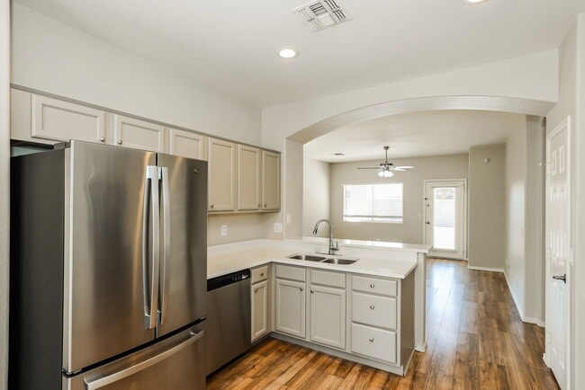 Building Photo - 26 N 126th Ave