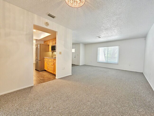 Building Photo - 3 Bedroom 2 Bath Home in Safety Harbor