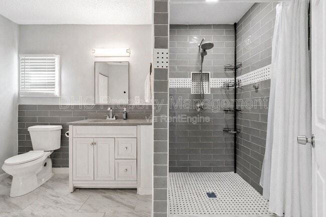 Building Photo - 168 Whitefoord Ave NE