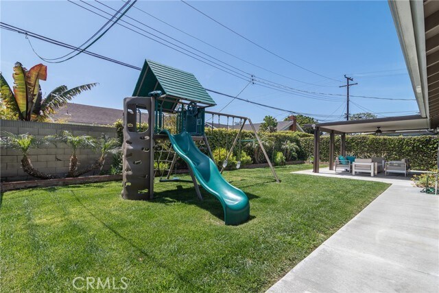 Building Photo - 6062 Arrowhead Dr