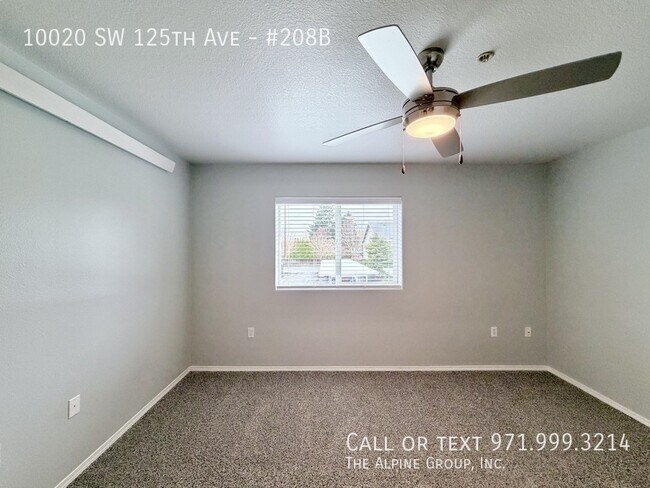 Building Photo - 10020 SW 125th Ave
