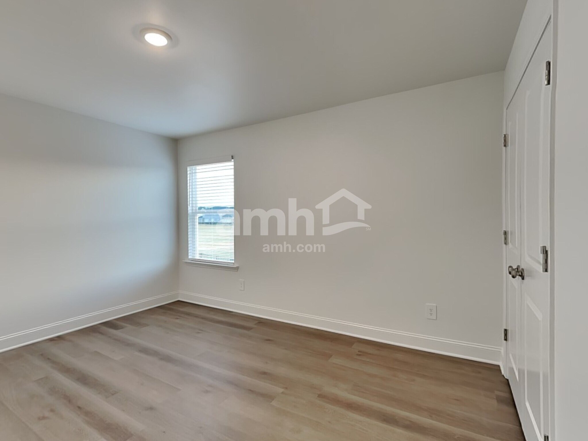 Building Photo - 314 Golucke Way