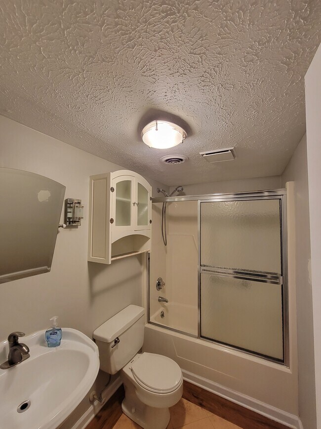 Building Photo - 268 Waxhaw Dr