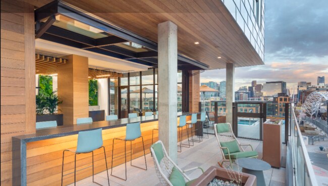 Building Photo - 2930 Umatilla St