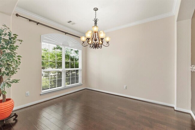 Building Photo - 5314 Belle Manor Ln