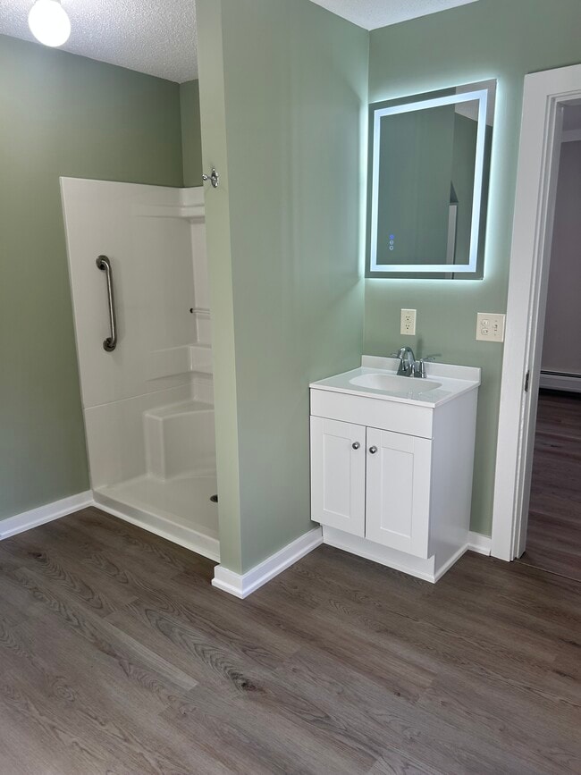 Building Photo - 164 Rabideau St