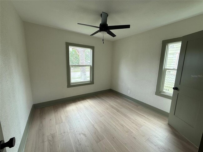 Building Photo - 535 14th Ave S