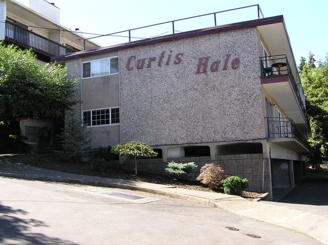 Curb View - Curtis Hale Apartments