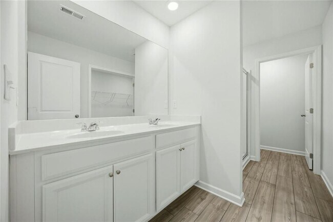 Building Photo - 111 Horned Owl Ave