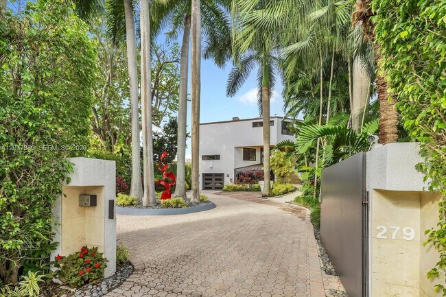 Building Photo - 279 N Hibiscus Dr