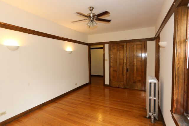 Building Photo - 819 W Waveland Ave