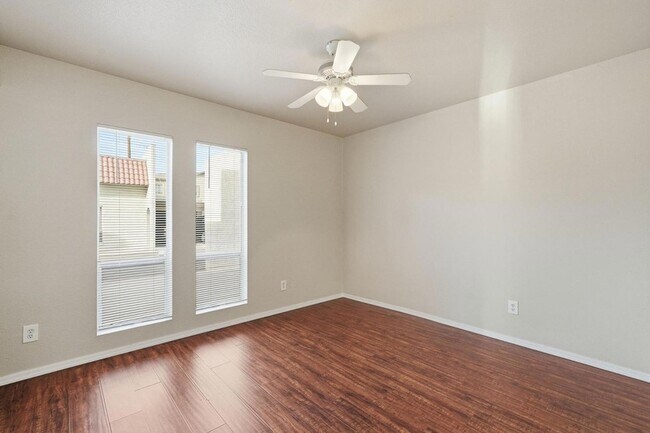 Building Photo - 3039 N 38th St