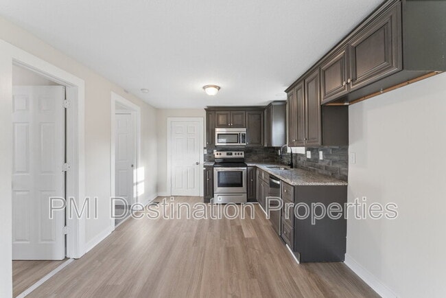 Building Photo - 247 Shadyside Ave