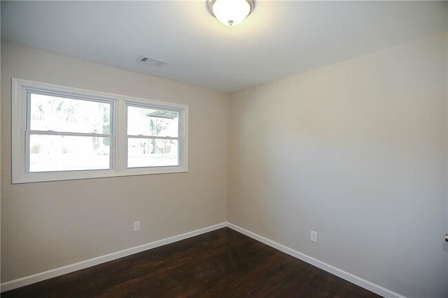 Building Photo - 455 Dollar Mill Rd SW
