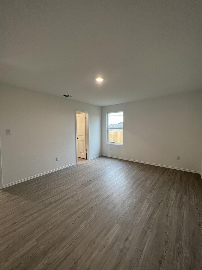 Building Photo - 14814 Dillard Ml