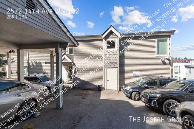 Building Photo - 2572 14th Ave W