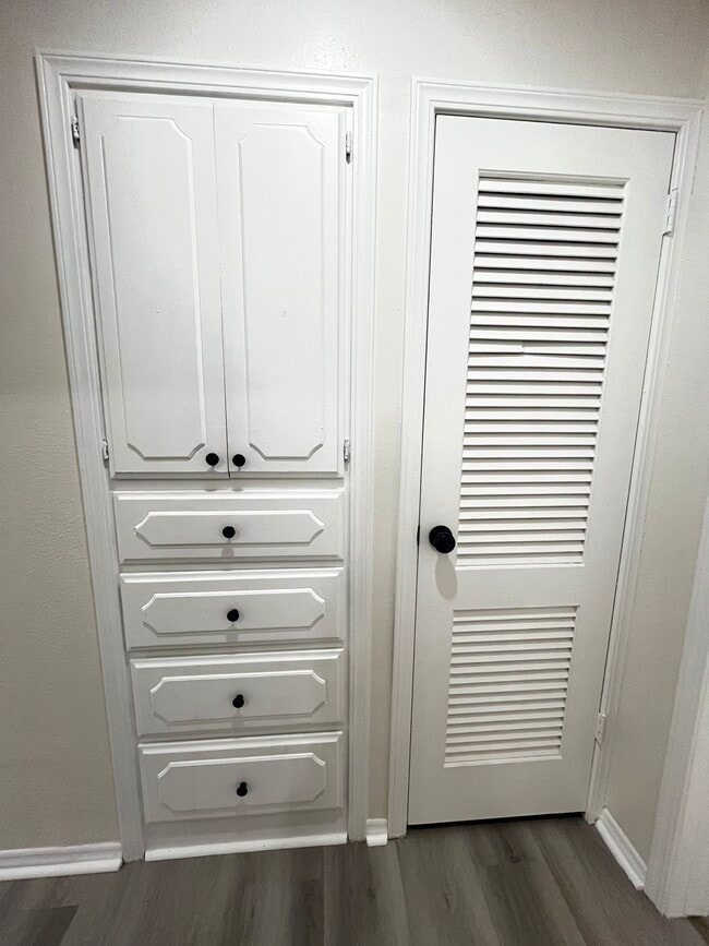 Building Photo - 1204 NW Fort Sill Blvd