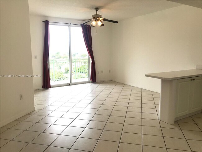 Building Photo - 3500 Coral Wy