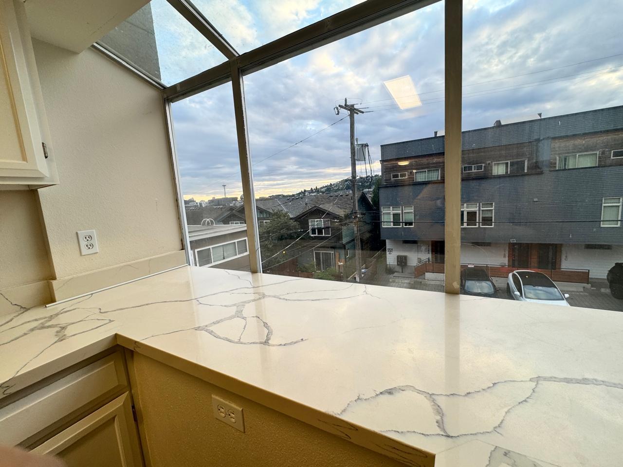 Building Photo - 2017 Eastlake Ave E