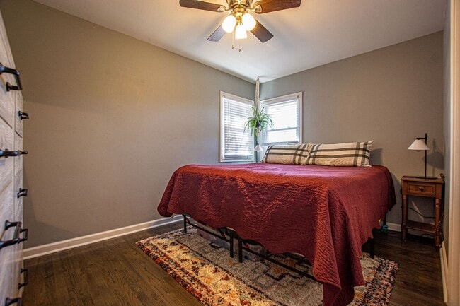 Building Photo - Beautiful 3 Bedroom / 1 Bath Home in Distr...