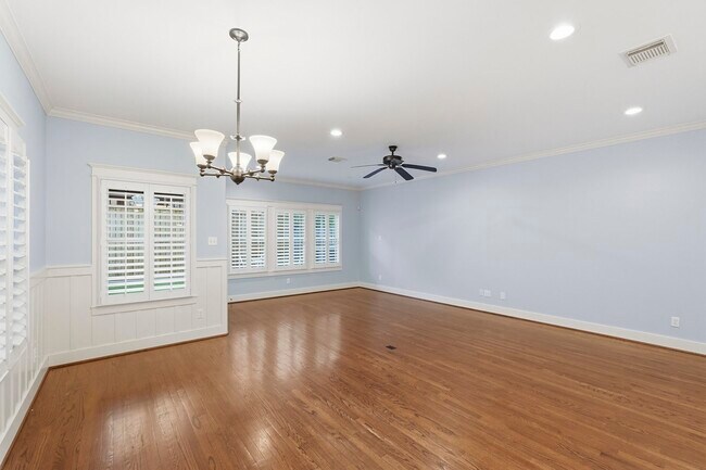 Building Photo - 1521 Prince St