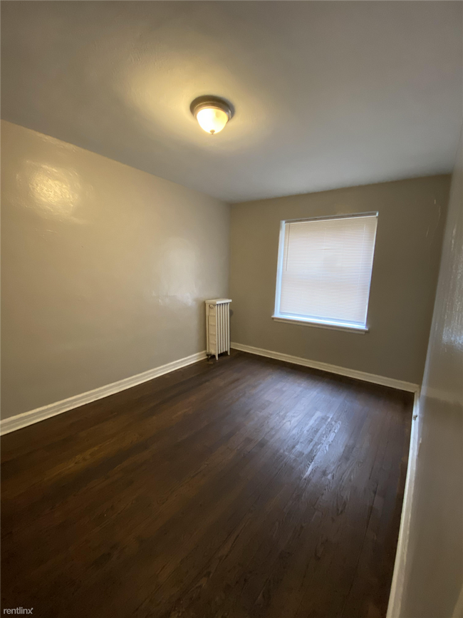 Building Photo - 731 Covington Dr