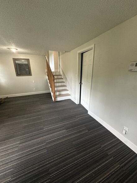 Building Photo - 3161 Cord Cir