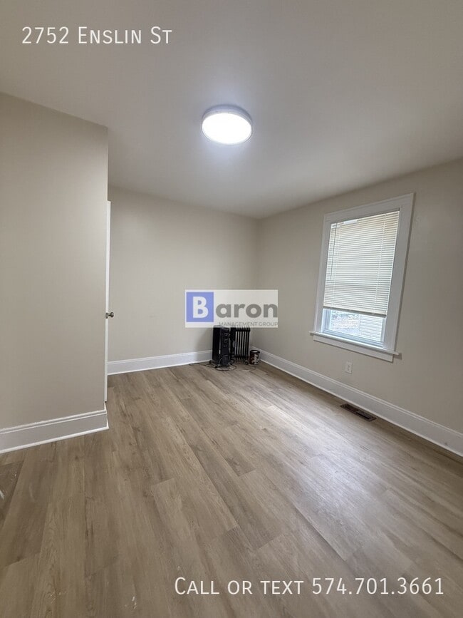 Building Photo - 2752 Enslin St