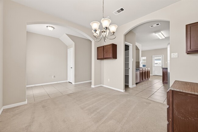 Building Photo - 19662 Little Pine Ln