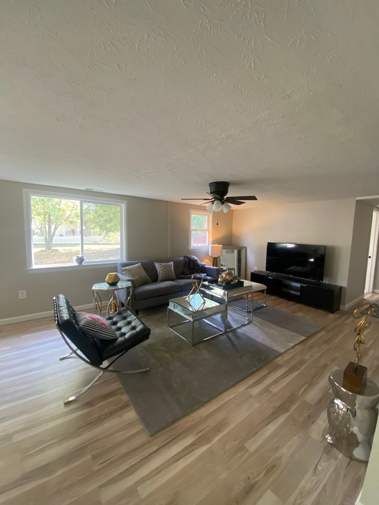 Building Photo - 403 Palomino Ct