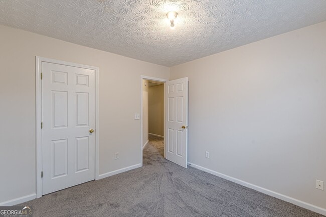 Building Photo - 3757 Harvest Dr