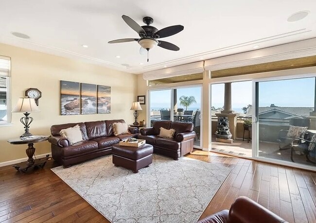 Building Photo - 1615 Costa del Sol