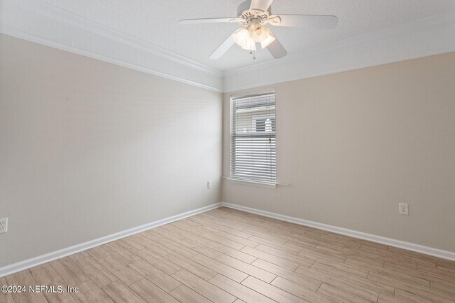 Building Photo - 13260 Bonaparte Ln