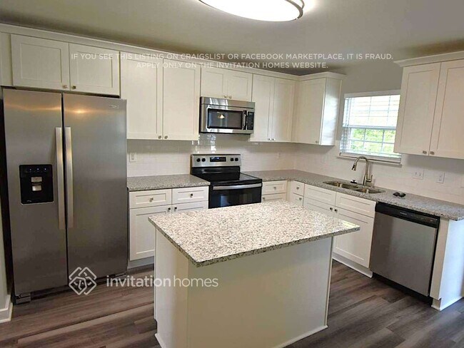 Building Photo - 6006 Alyssum Ct