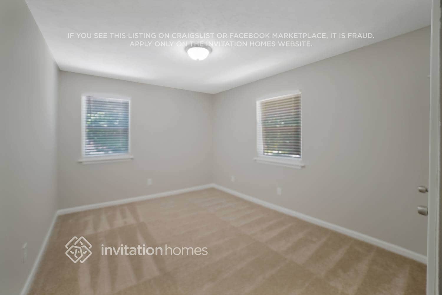 Building Photo - 3200 Vail Ct SW