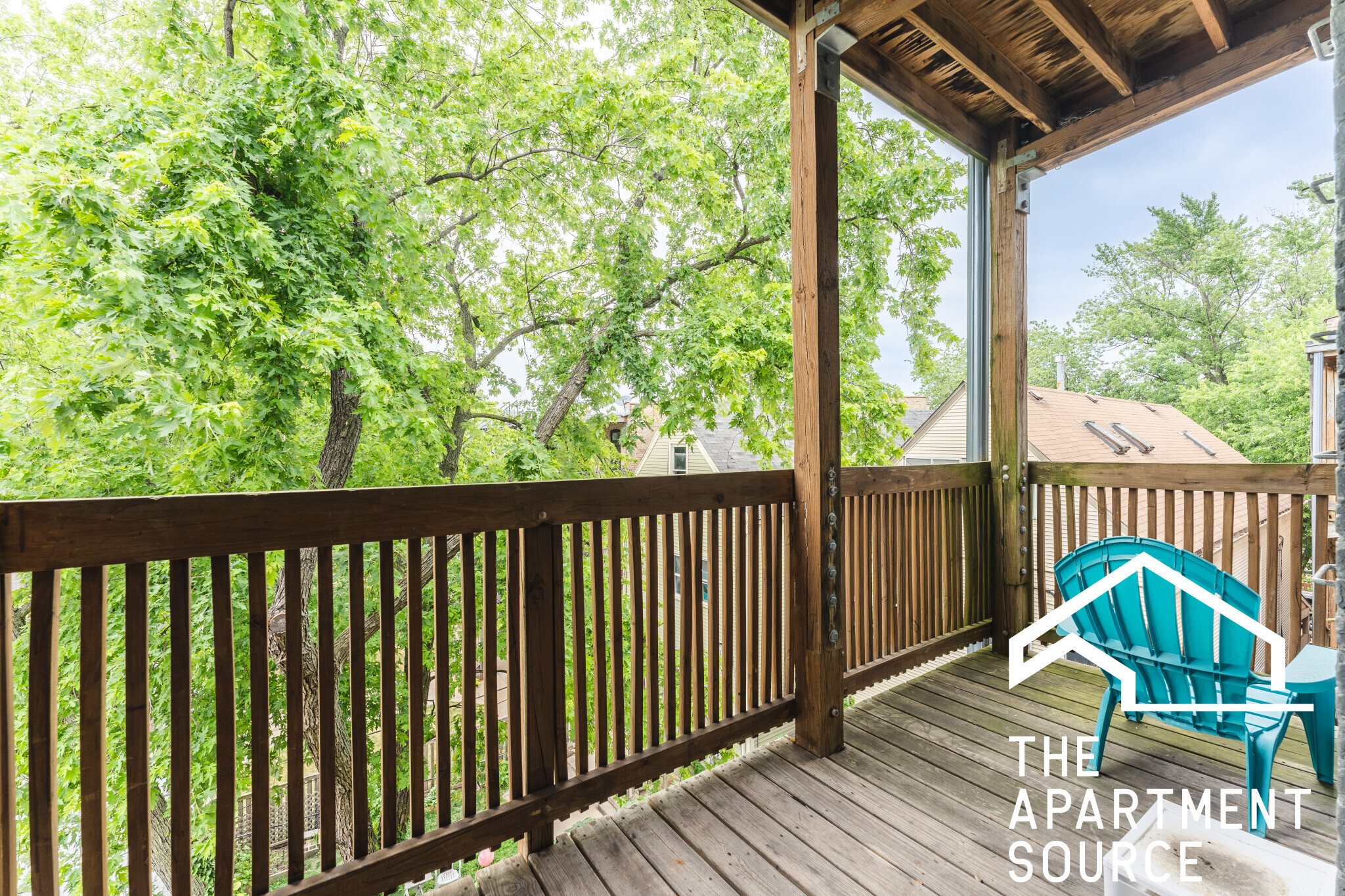 Building Photo - 2238 N Sawyer Ave