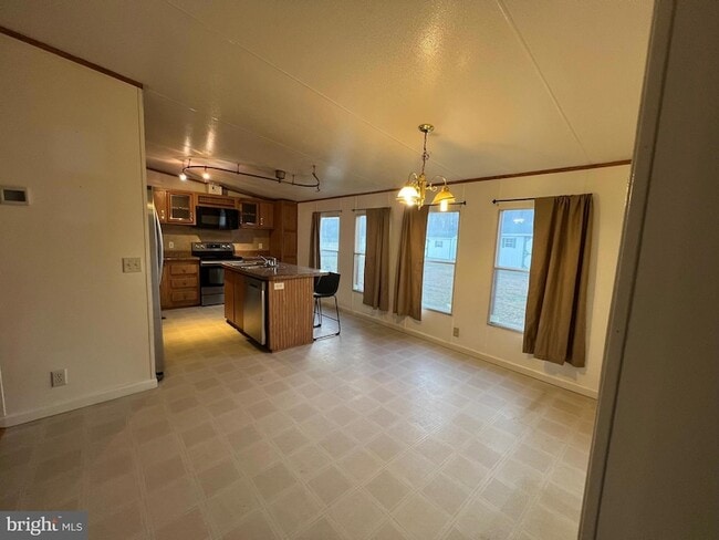 Building Photo - 5738 Big Stone Beach Rd