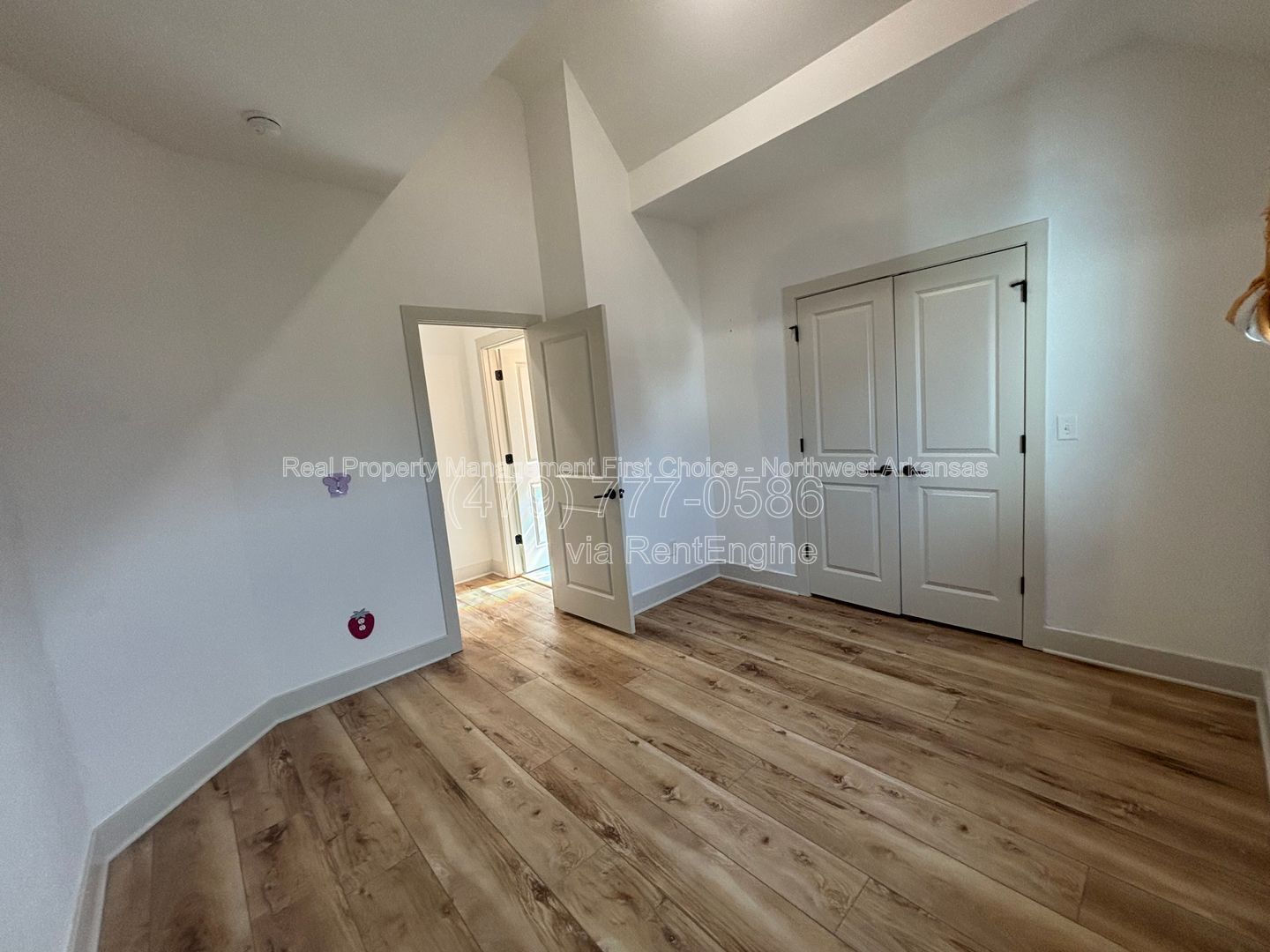 Building Photo - 4017 W Sommerset St