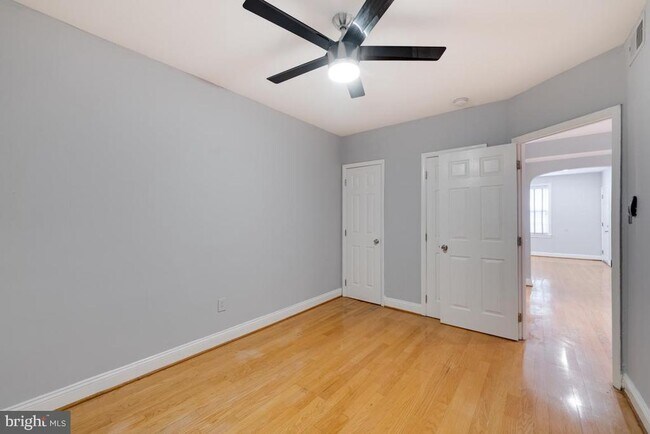 Building Photo - 1333 Adams St NE