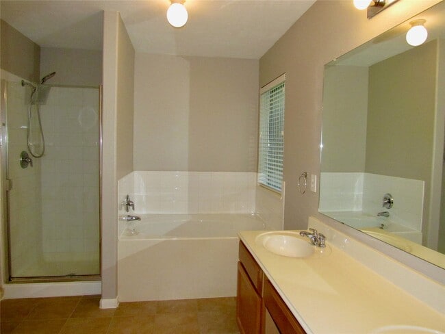 Building Photo - 21519 Ivory Gate Ln