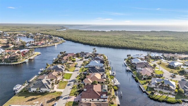 Building Photo - 1309 Casey Key Dr