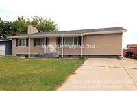 Building Photo - 3710 Cardinal Dr