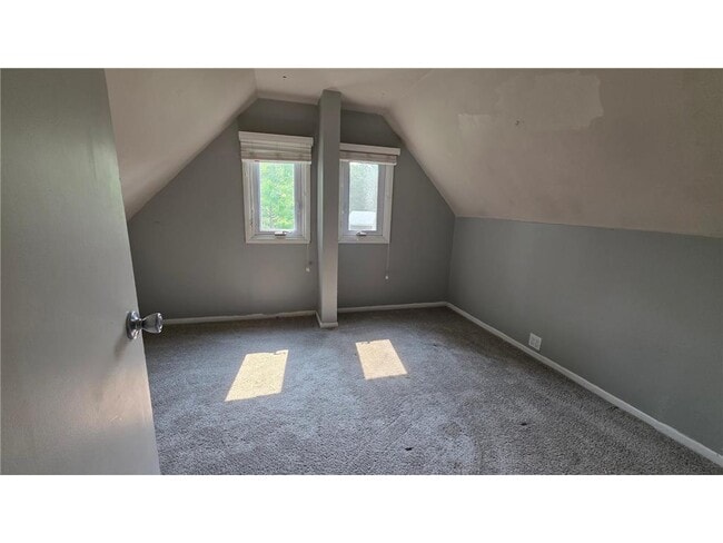 Building Photo - 3858 Wooddale Ave S