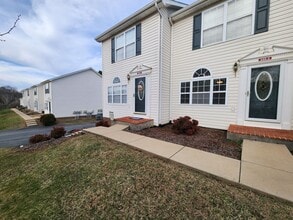 Building Photo - Two Bedroom townhome each with private baths