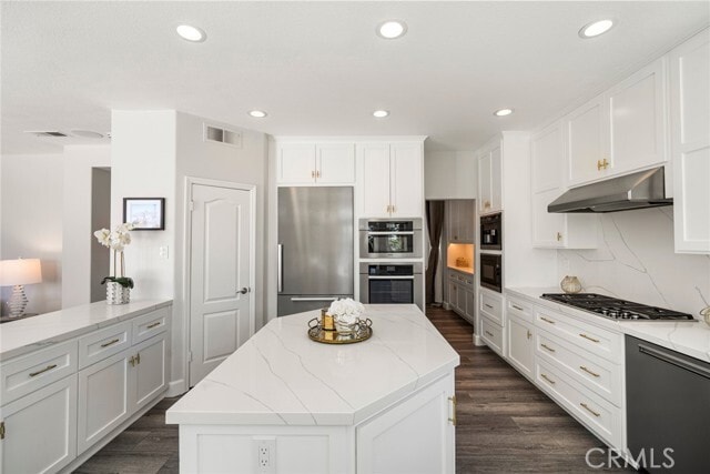 Building Photo - 14 Glastonbury Pl